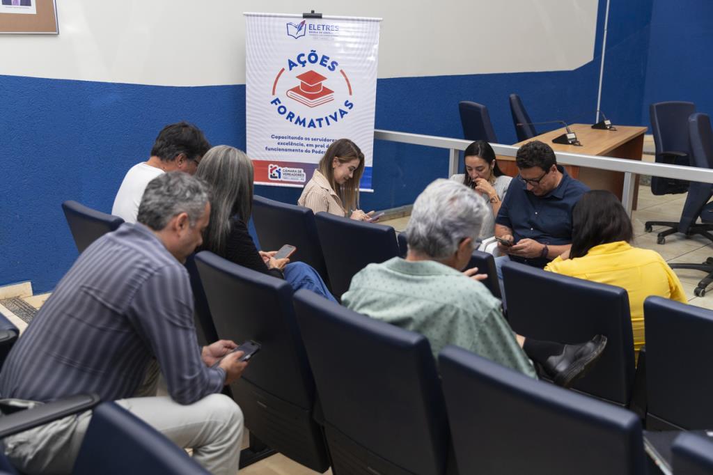 Eletres promove formação de planejamento estratégico e LGPD aos servidores