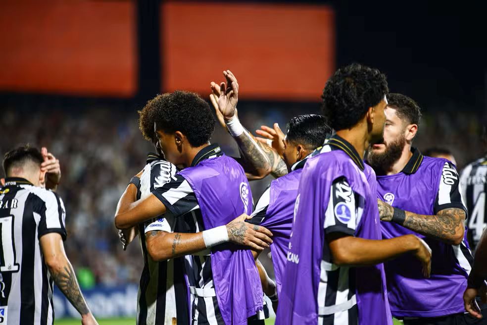 Robinho Jr. desiste de notificar Santos por agressão de Neymar