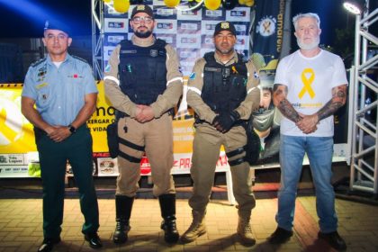 Abertura do Maio Amarelo reúne autoridades, motociclistas e população
