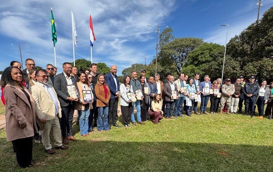 Carlos Bernardo prestigia Encontro Internacional  UniFronteiras e reforça integração entre Brasil e Paraguai